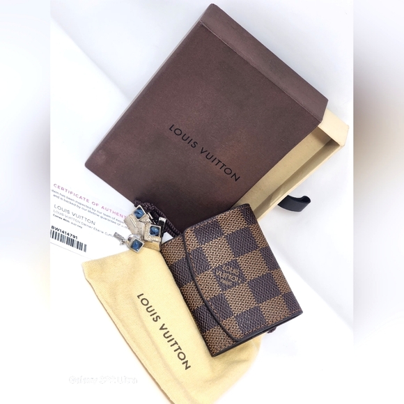 Louis Vuitton Damier Cufflink Case NWOT with COA, Dustbag & Box - Picture 2 of 15